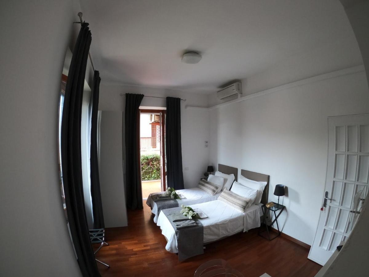 Bed and breakfast Emi's 2*
